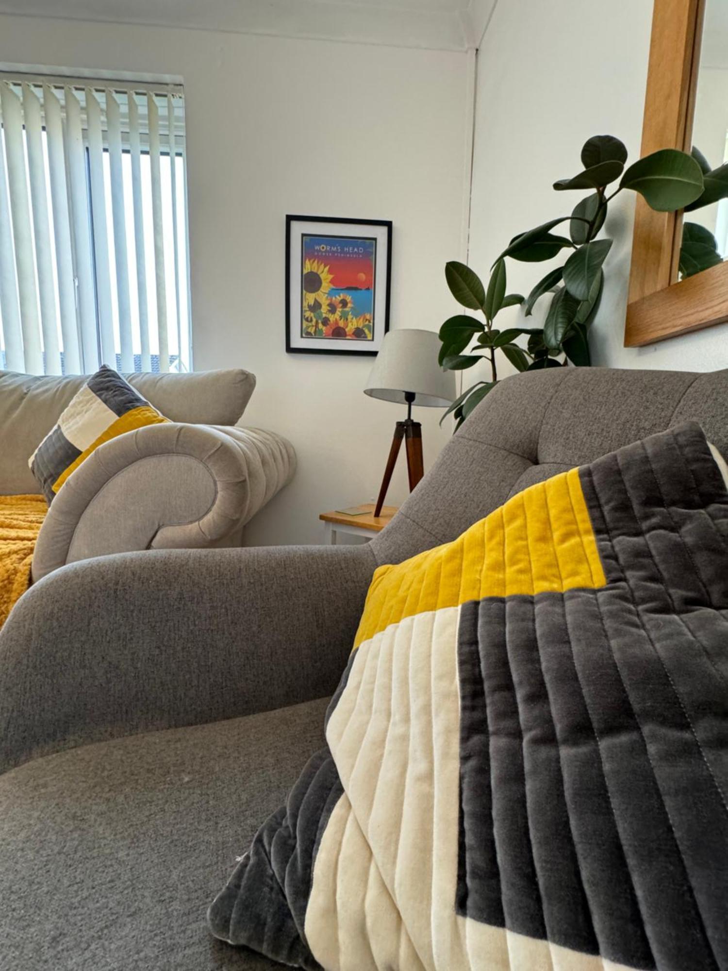 Villa Perfect For The Family And Beaches - Gower Cwtch à Swansea Extérieur photo